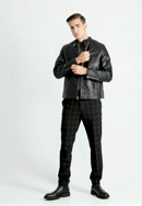 Męska kurtka skórzana z pionowymi przeszyciami i stójką, czarny, 97-09-253-5-M, Zdjęcie 0