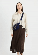 Damen-Gürteltasche aus Nylon mit verstellbarem Gürtel, dunkelblau, 29-4P-201-90, Bild 0