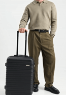 Stredný kufor z ABS s rebrovaním, čierna, 56-3A-312-01, Obrázok 0